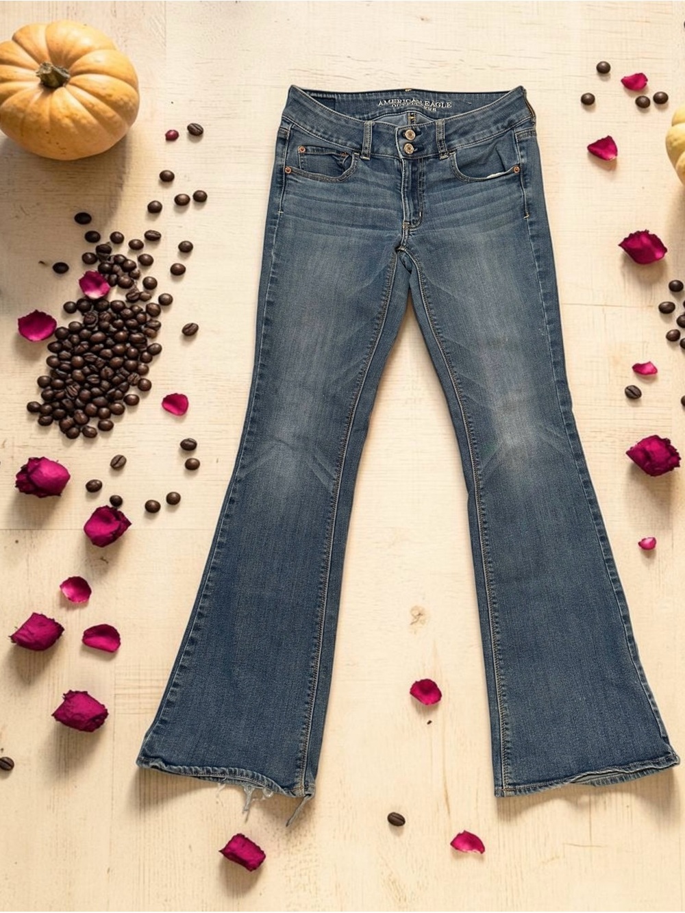 American Eagle Artist Bootcut Jeans Women 6 (28X31) Low-Rise Distressed Denim